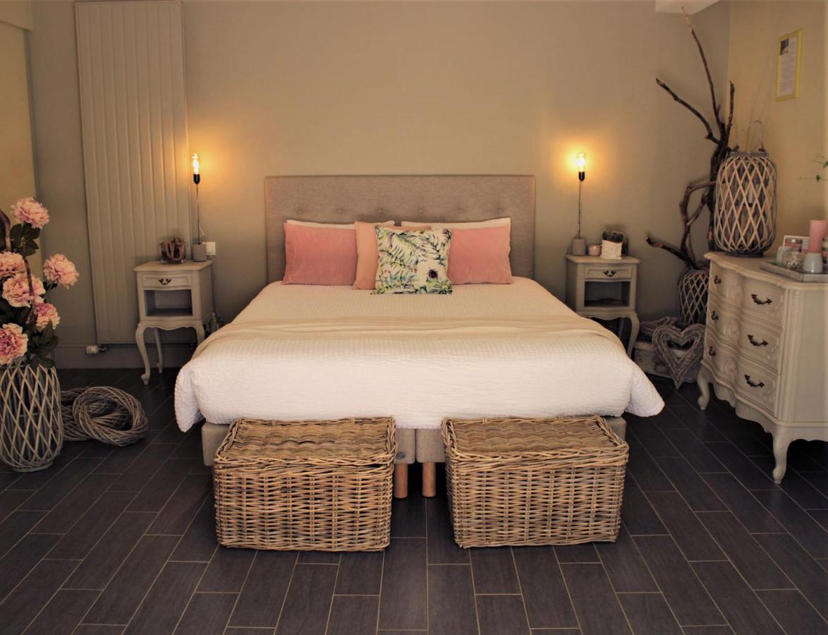 Chambre D'Hotes Les Rives De La Tronne Mer エクステリア 写真