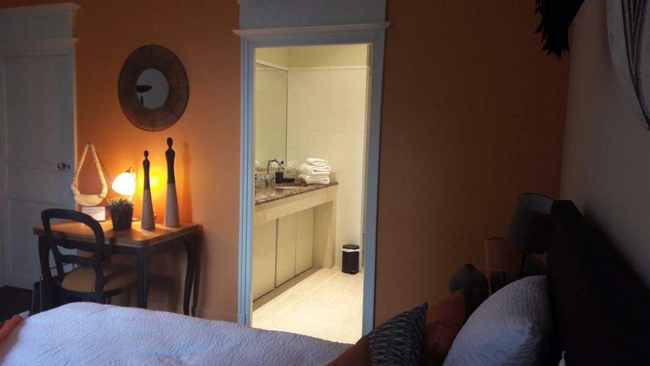 Chambre D'Hotes Les Rives De La Tronne Mer エクステリア 写真