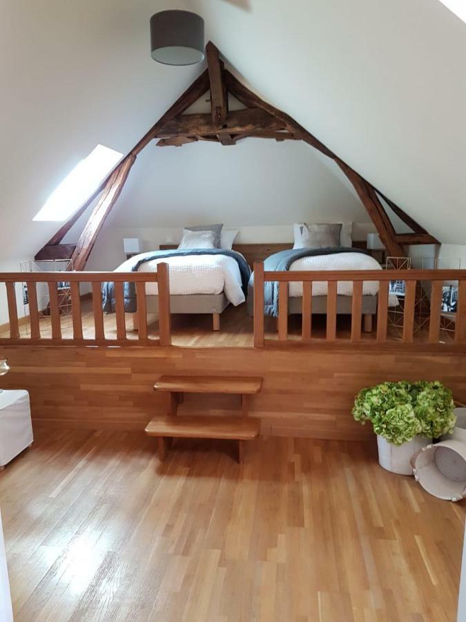 Chambre D'Hotes Les Rives De La Tronne Mer エクステリア 写真