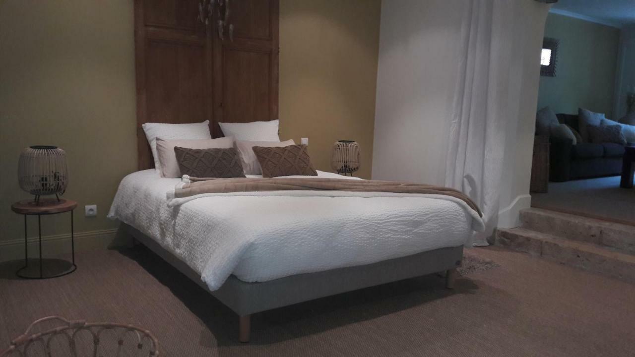 Chambre D'Hotes Les Rives De La Tronne Mer エクステリア 写真